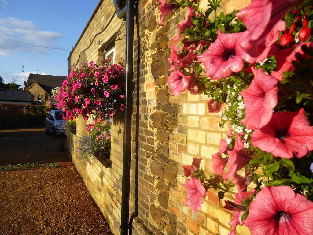 Castle Hotel Downham Market Exteriör bild